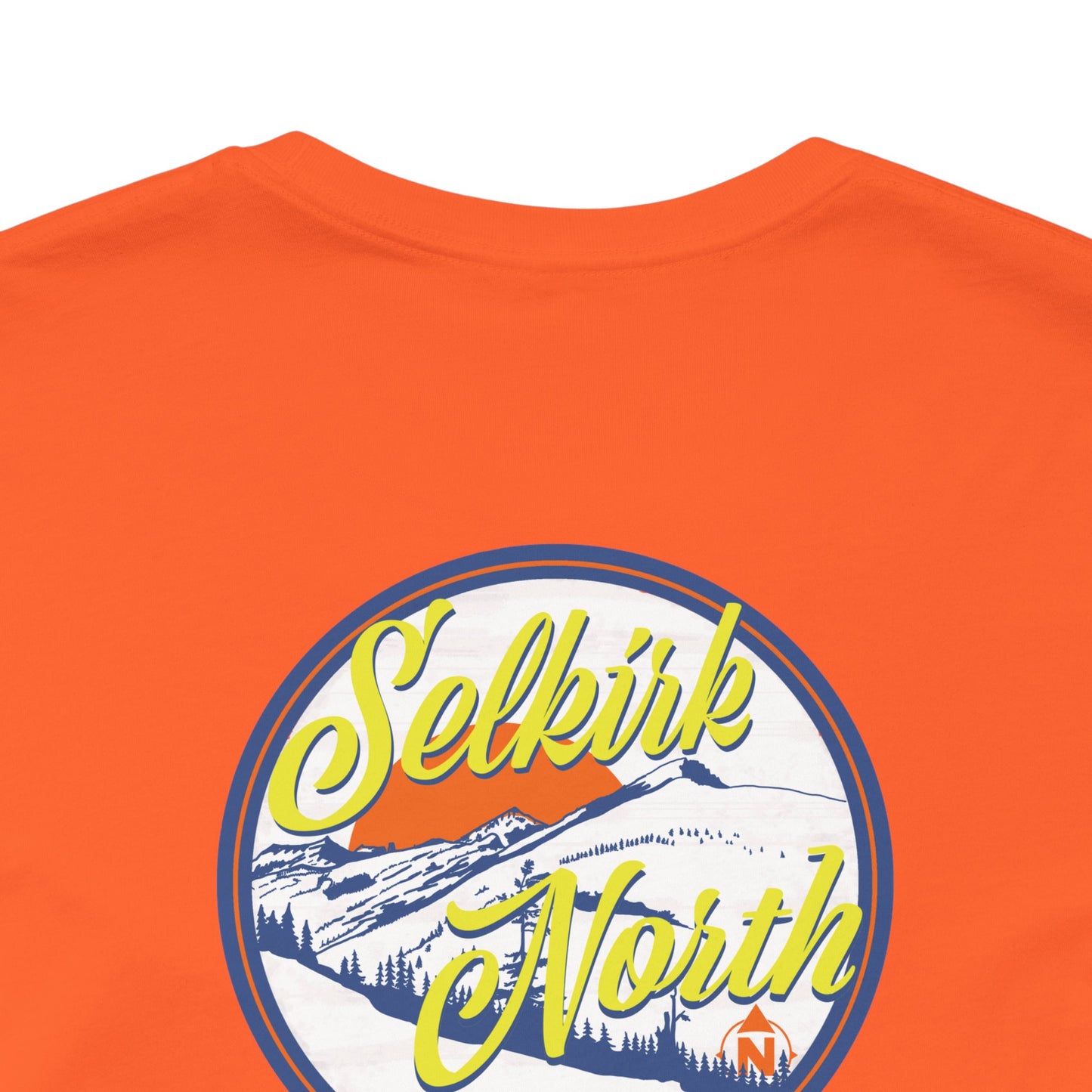 Selkirk Crest Trekker - Unisex Short Sleeve T-Shirt