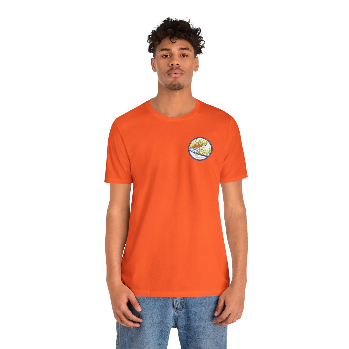 Selkirk Crest Trekker - Unisex Short Sleeve T-Shirt